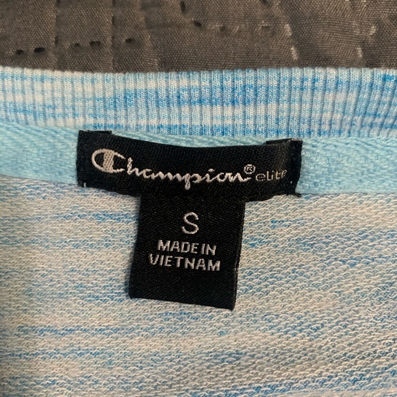 Blue long sleeve active wear top - Picture 2 of 2